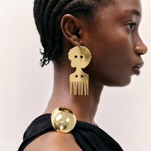 Chic Gold Afro Comb Earrings